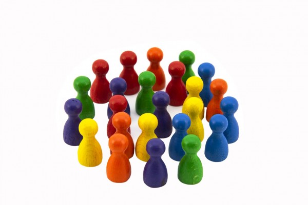 20 červených figurek