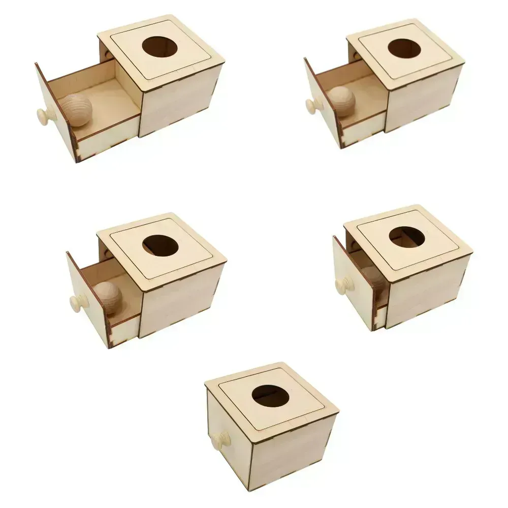 Vhazování do šuplíčku s 9 výměnnými vršky a mnoha dřevěnými předměty na vhazování